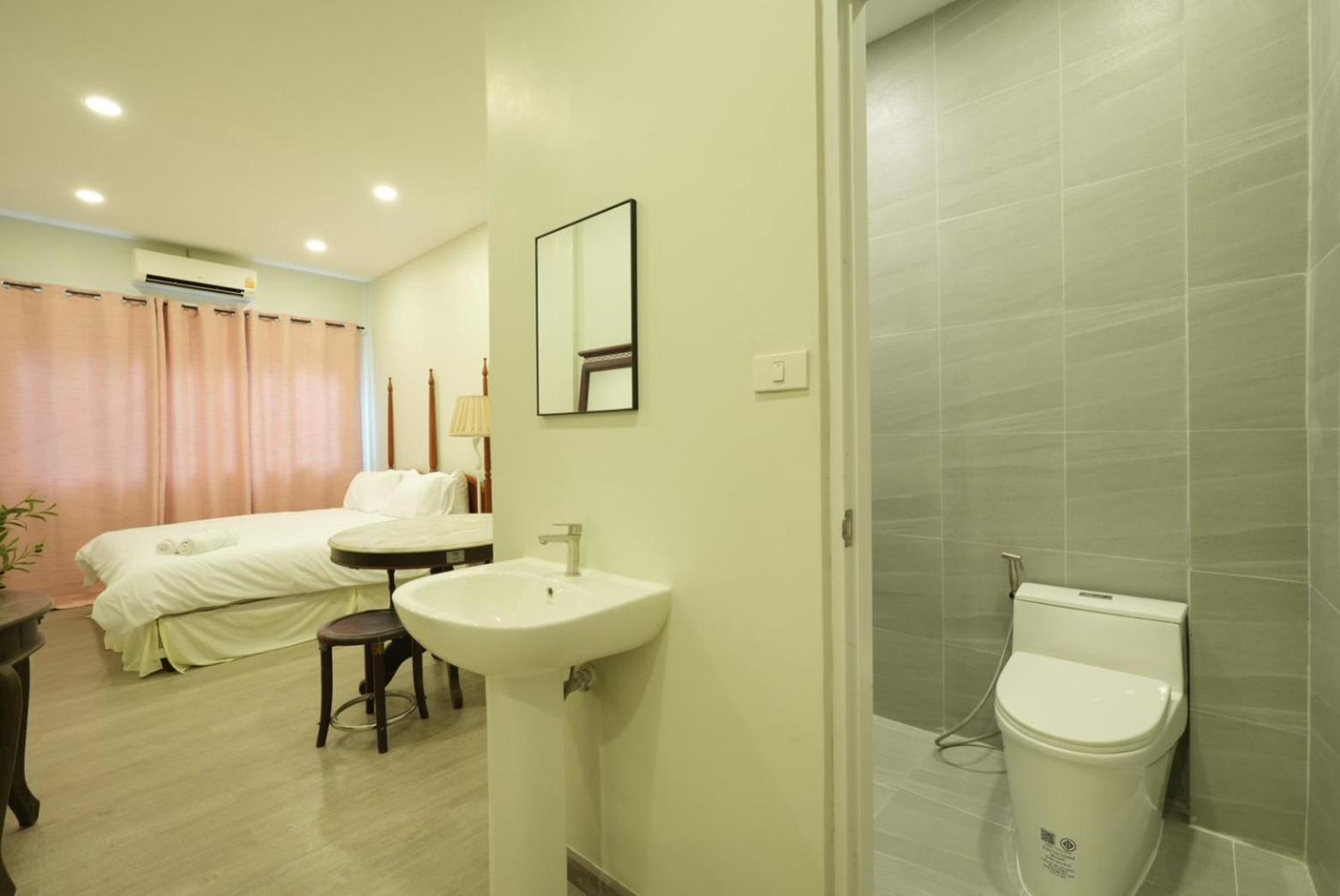 Hidden Dragon Yaowarat Road X Apartment Bangkok Ngoại thất bức ảnh
