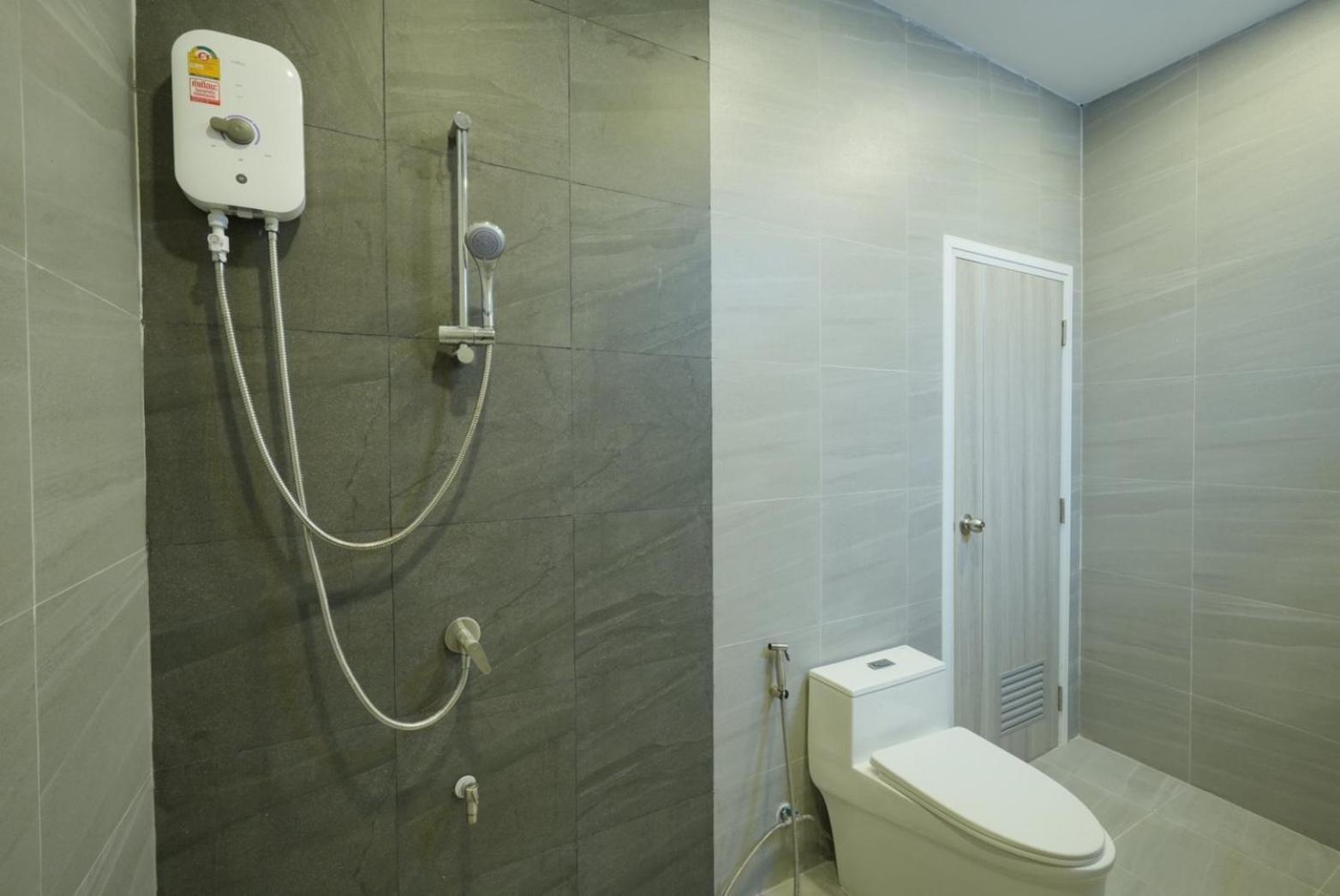 Hidden Dragon Yaowarat Road X Apartment Bangkok Ngoại thất bức ảnh