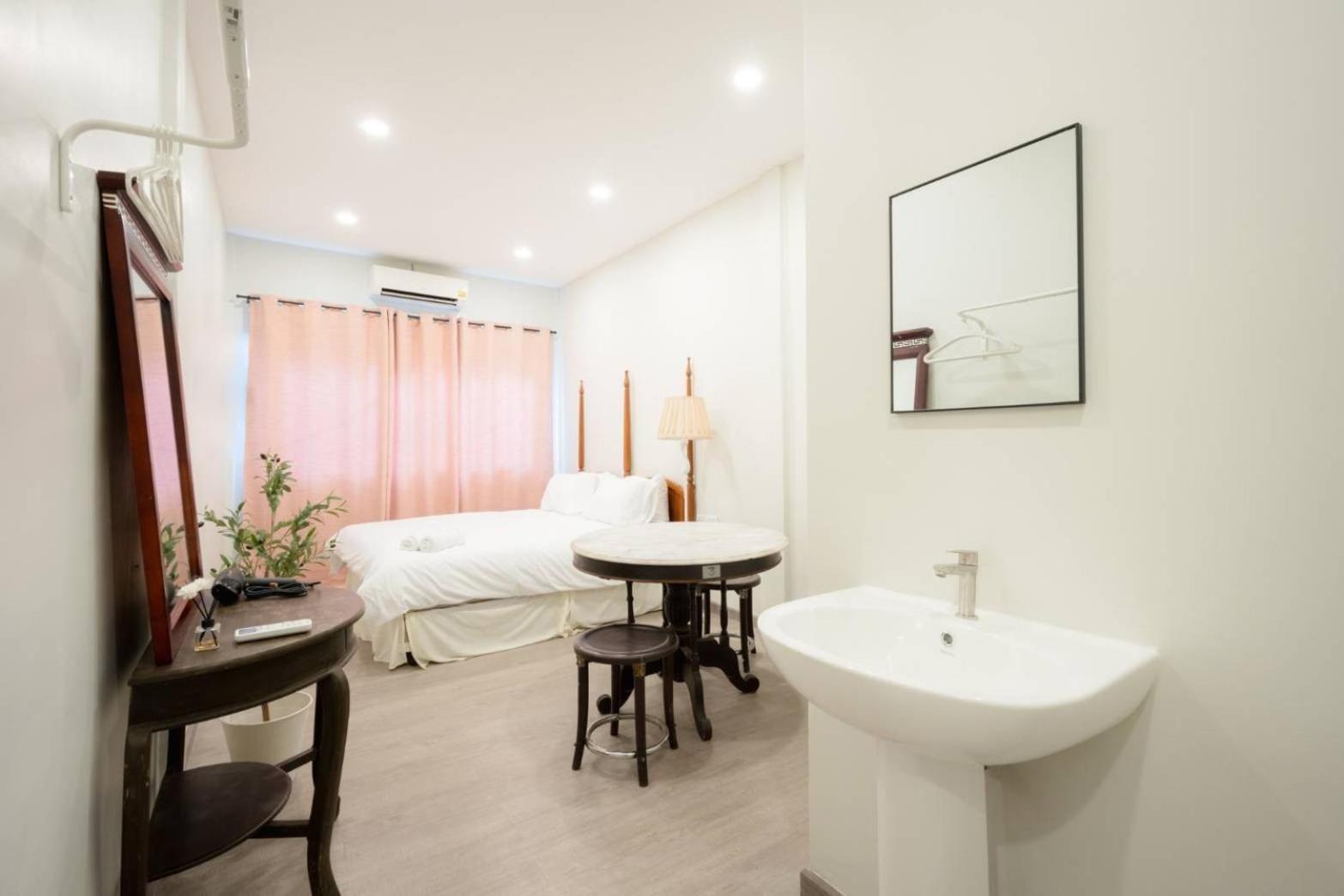 Hidden Dragon Yaowarat Road X Apartment Bangkok Ngoại thất bức ảnh
